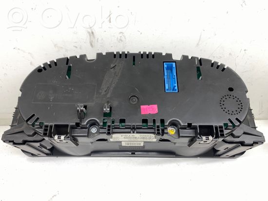 Volkswagen Multivan T5 Speedometer (instrument cluster) 7E0920970J