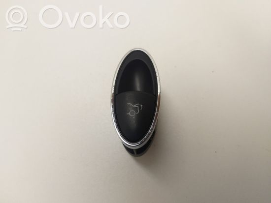 Mercedes-Benz E W211 Tailgate opening switch A2118211151