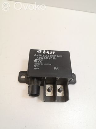 Mercedes-Benz E W211 Charging relay A0025424719