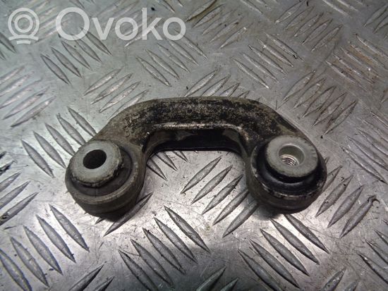 Audi A4 S4 B6 8E 8H Front anti-roll bar/stabilizer link 8D0411317D