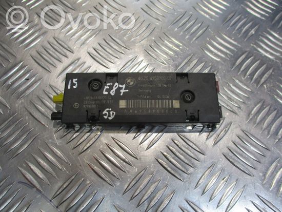 BMW 1 E81 E87 Aerial antenna amplifier 6958900-02