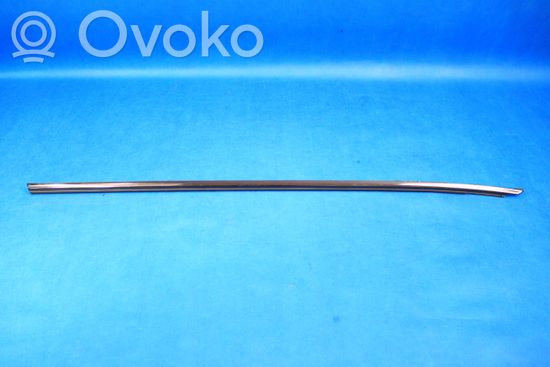 Audi S5 Facelift Front door glass trim molding 8W6853283
