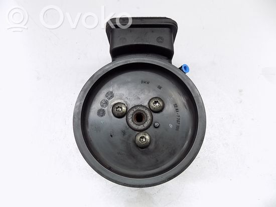 BMW 5 E60 E61 Power steering pump