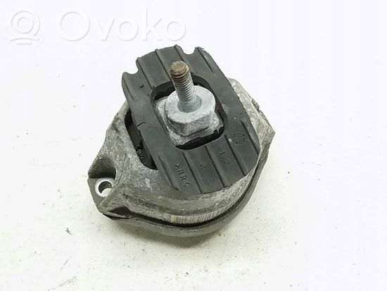BMW 5 E60 E61 Engine mount bracket 6769874