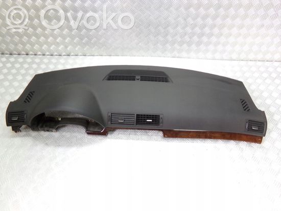 Audi A4 S4 B6 8E 8H Dashboard