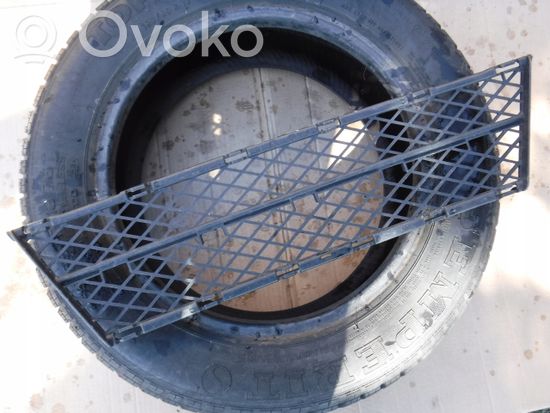 BMW 5 E60 E61 Front bumper lower grill 51117178115