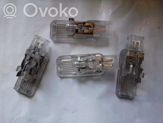 Audi A6 S6 C5 4B Other interior light 4B0947415