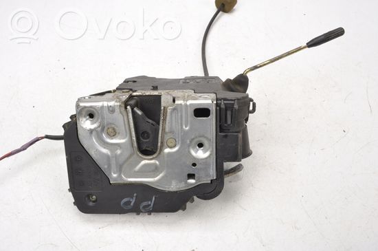 Mercedes-Benz C W203 Front door lock