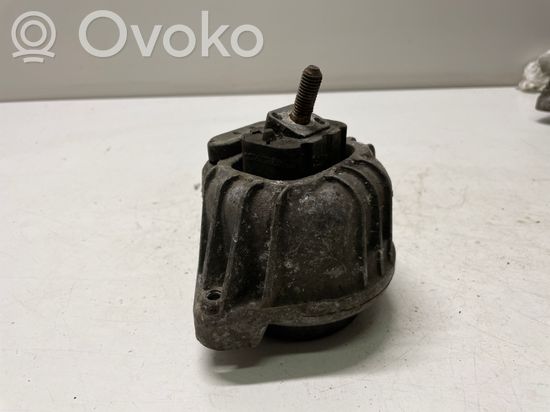 BMW 3 E90 E91 Engine mount bracket 6773743