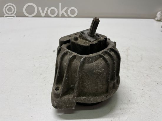 BMW 3 E90 E91 Engine mount bracket 6773743