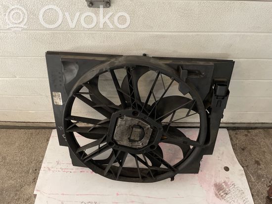 BMW 5 E60 E61 Radiator cooling fan shroud 7789824