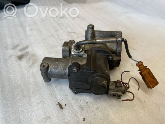 Audi Q7 4L Other engine bay part