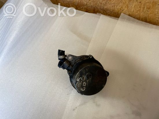 BMW 5 E60 E61 Vacuum pump 7791232