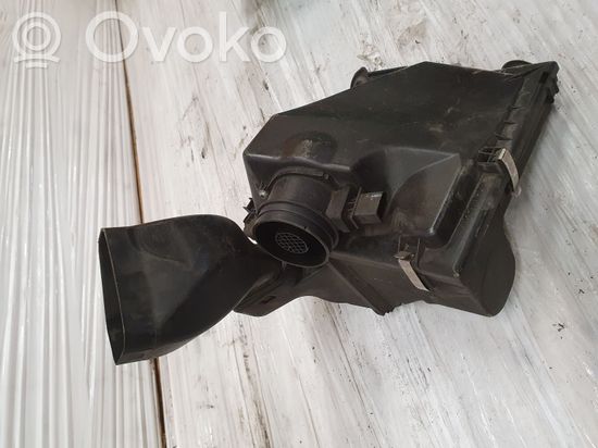 BMW 3 E90 E91 Air filter box