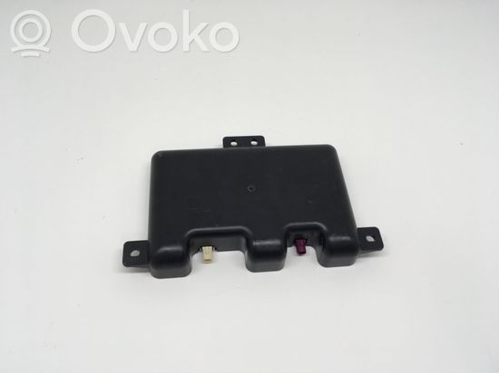 BMW 6 F06 Gran coupe Aerial antenna amplifier 9396830