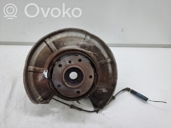 BMW 5 E60 E61 Rear wheel hub