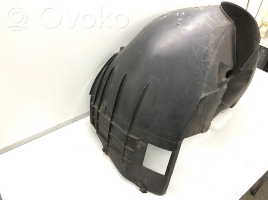 BMW 7 E65 E66 Front wheel arch liner splash guards 7136680