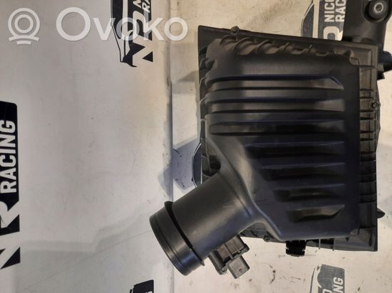 BMW X2 F39 Air filter box 8513916