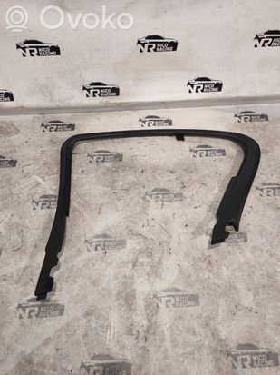 BMW 5 G30 G31 Rear door glass trim molding 7384928
