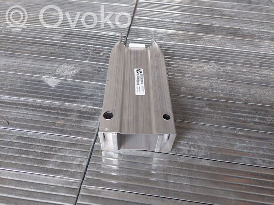Mercedes-Benz E W212 Front bumper mounting bracket