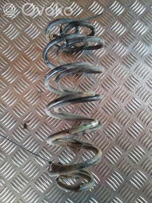 Volkswagen Golf III Rear coil spring