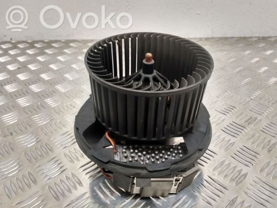 Volkswagen Golf VI Heater fan/blower 3C0907521F F011500081 995775T