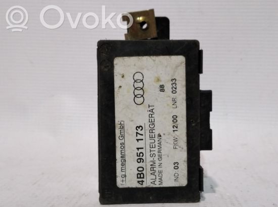 Audi A6 S6 C5 4B Alarm control unit/module 4B0951173