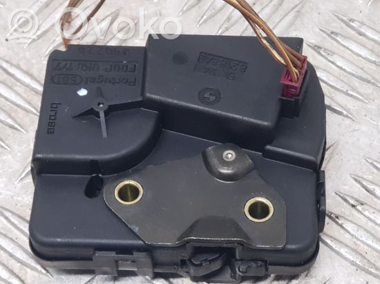 BMW 3 E46 Tailgate window lock/catch/latch 8218849