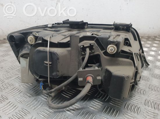 Audi A6 S6 C5 4B Headlight/headlamp 14846500