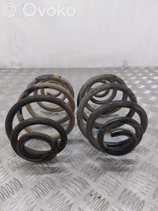 Volkswagen PASSAT B5 Rear coil spring