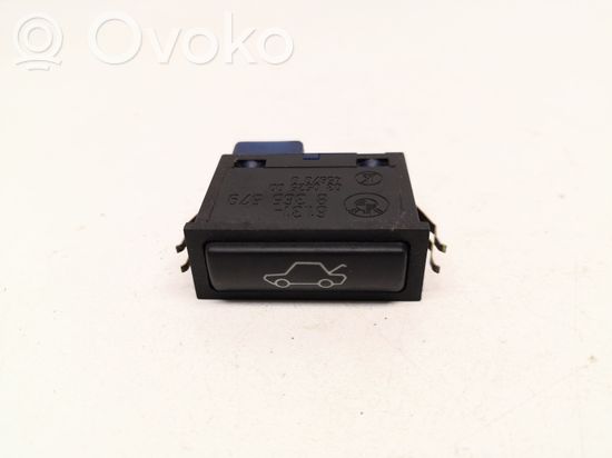 BMW 5 E39 Tailgate opening switch 8365579 8365579 8365579