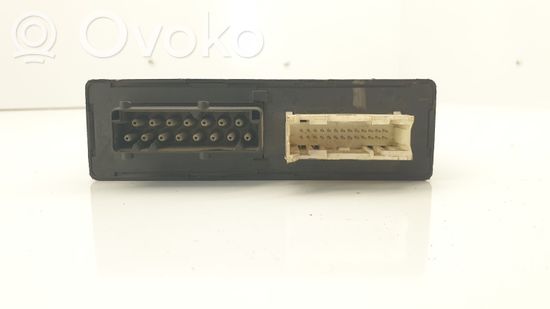 BMW 5 E34 Comfort/convenience module 1384204 61351384204