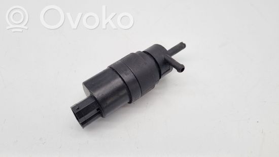 BMW 5 E34 Windscreen/windshield washer pump