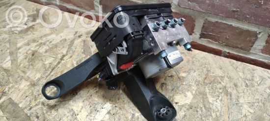 BMW X1 F48 F49 ABS Pump 7915657 7915656
