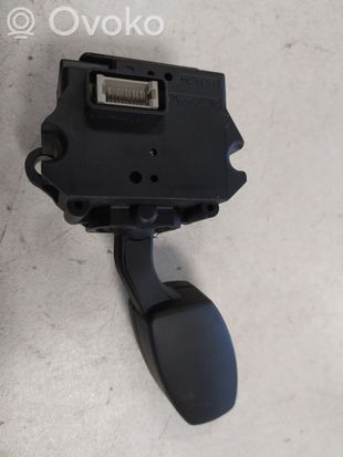 BMW 5 E60 E61 Cruise control switch 695135202 0130615006