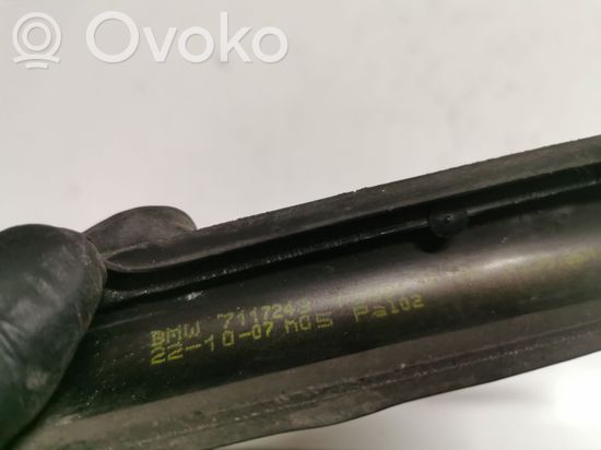 BMW 3 E90 E91 Rear side glass trim 7117243