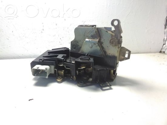 BMW 5 E39 Rear door lock