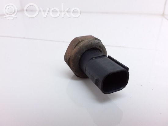 BMW 5 E39 Air conditioning (A/C) pressure sensor 64538370623
