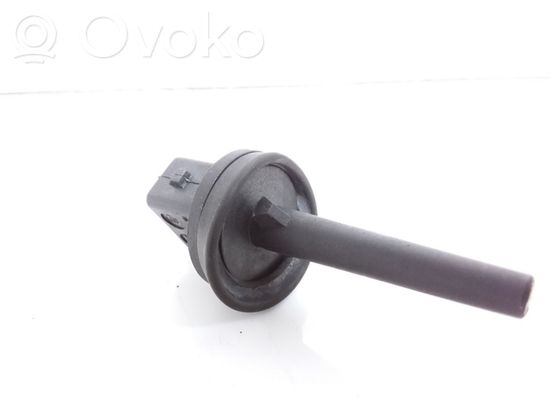 Audi A4 S4 B5 8D Interior temperature sensor 740220173F