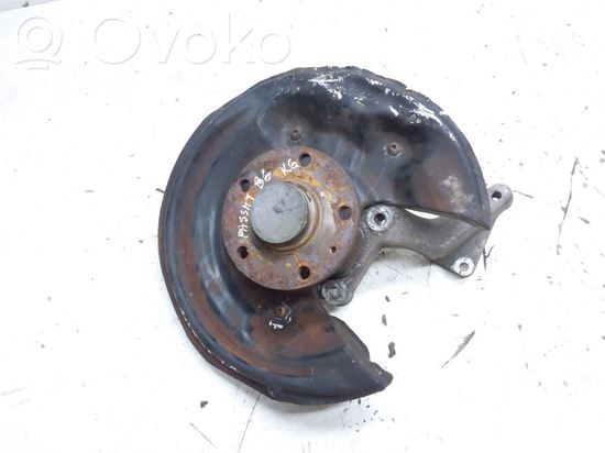 Volkswagen PASSAT B6 Rear wheel hub 3C0615611H