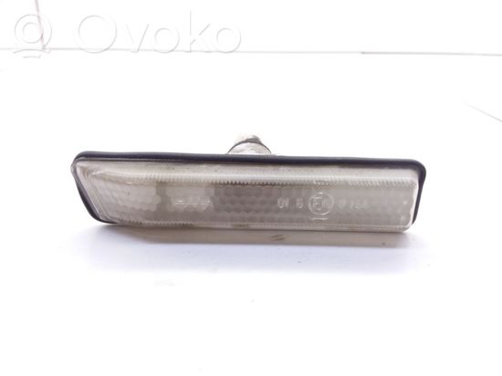 BMW X5 E53 Front fender indicator light E130144