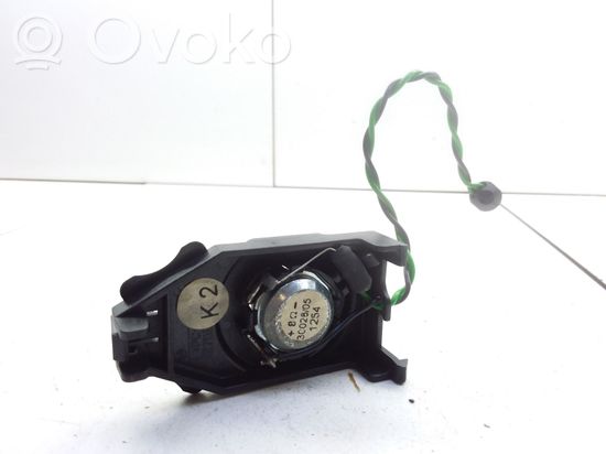 Mercedes-Benz E W210 Panel speaker 2108201902