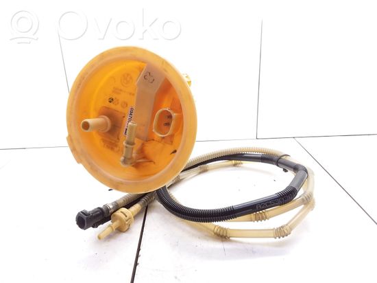 BMW 3 E90 E91 Fuel level sensor 6763888 A2C53025289