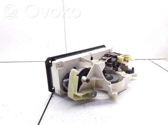 Audi A4 S4 B5 8D Climate control unit 8D1819075A