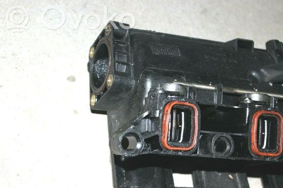 BMW 5 E60 E61 Intake manifold 7790700 7790701