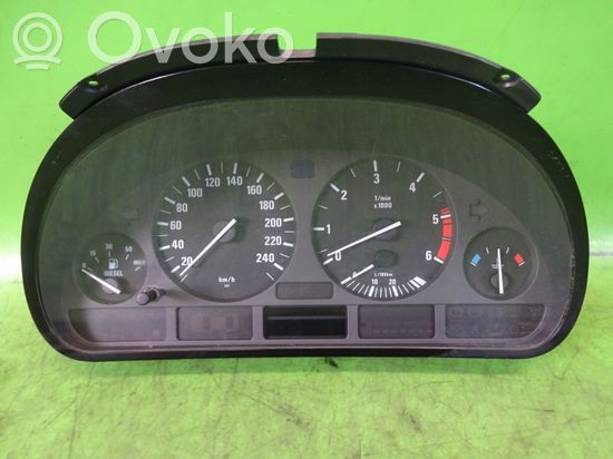 BMW 5 E39 Speedometer (instrument cluster) 32118375675