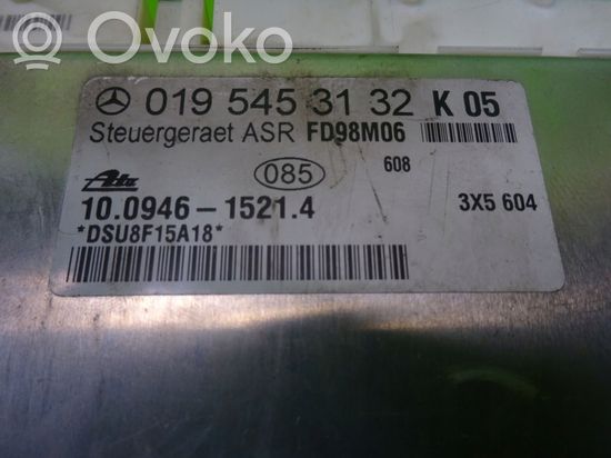 Mercedes-Benz C W202 Engine control unit/module 0281001881