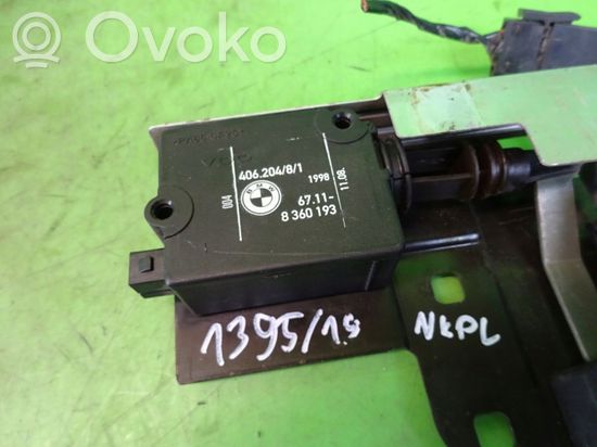 BMW 5 E39 Loading door lock 8360193