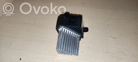 BMW 5 E39 Heater blower fan relay