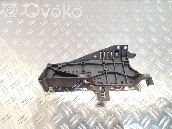 BMW 3 E90 E91 Other engine bay part 7810180 62440410